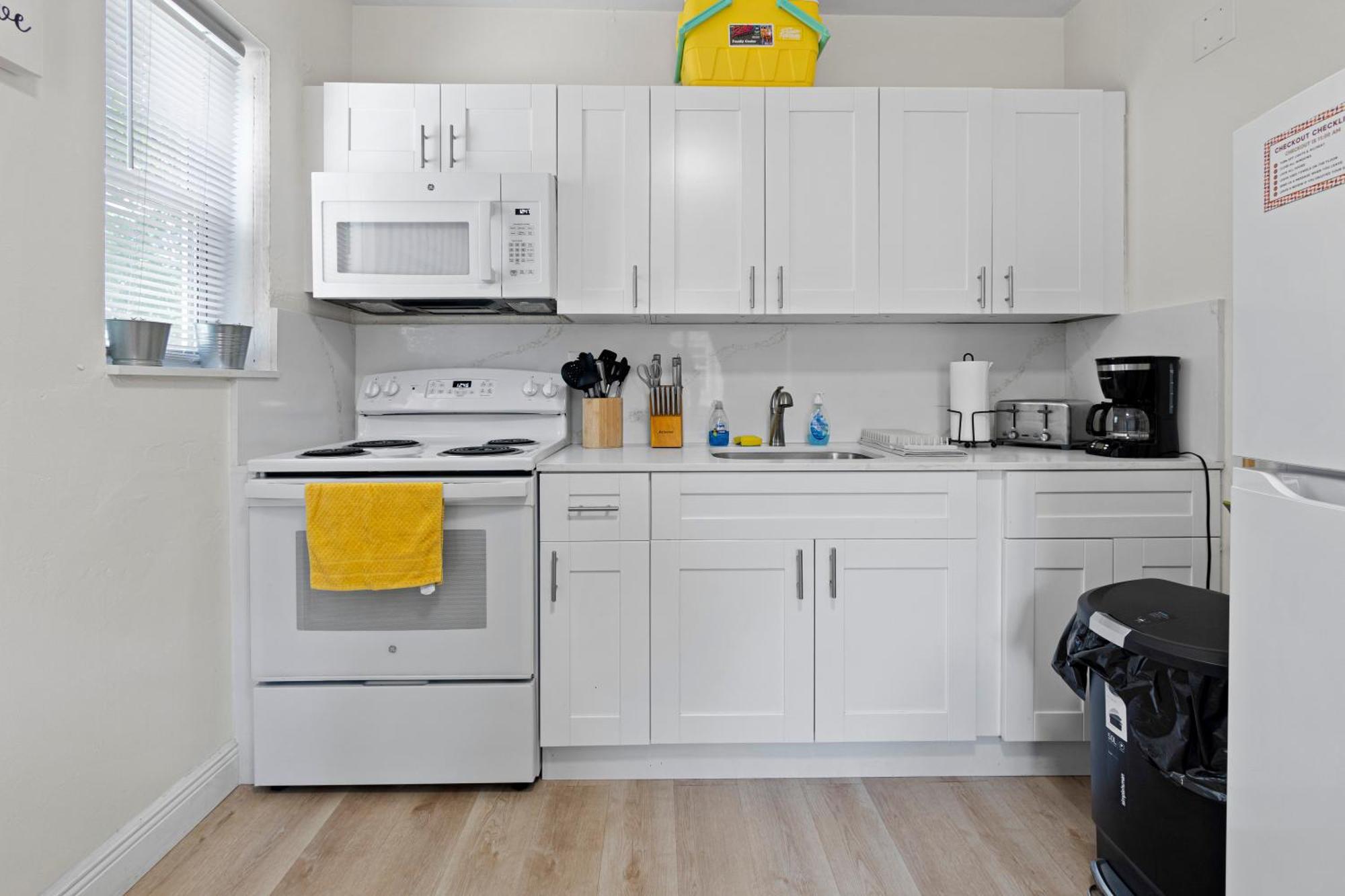 Enchanting Cozy Apartment 10 Min Away From Airport, Calle 8, Brickell, Coral Gables, The Beach And More! Miami Esterno foto